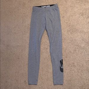 Nike leggings